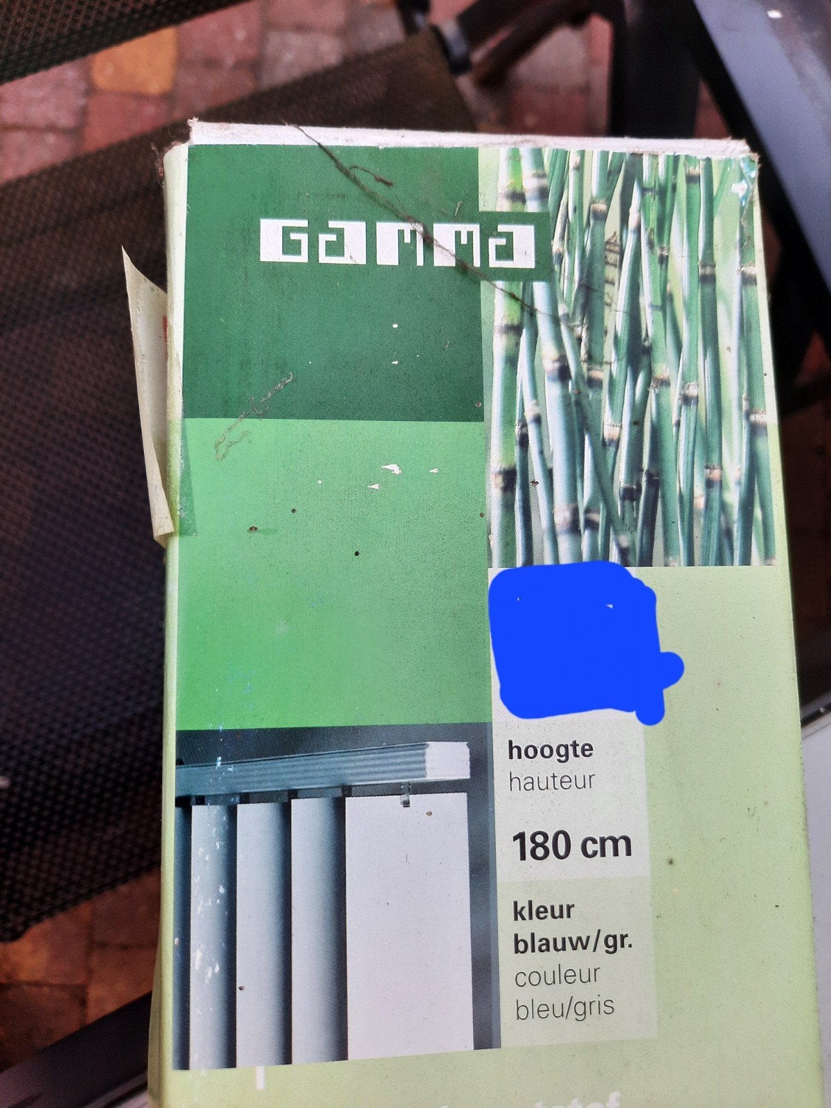 12 verticale lamellen
180 cm hoog en 8,9 cm breed, Ophalen