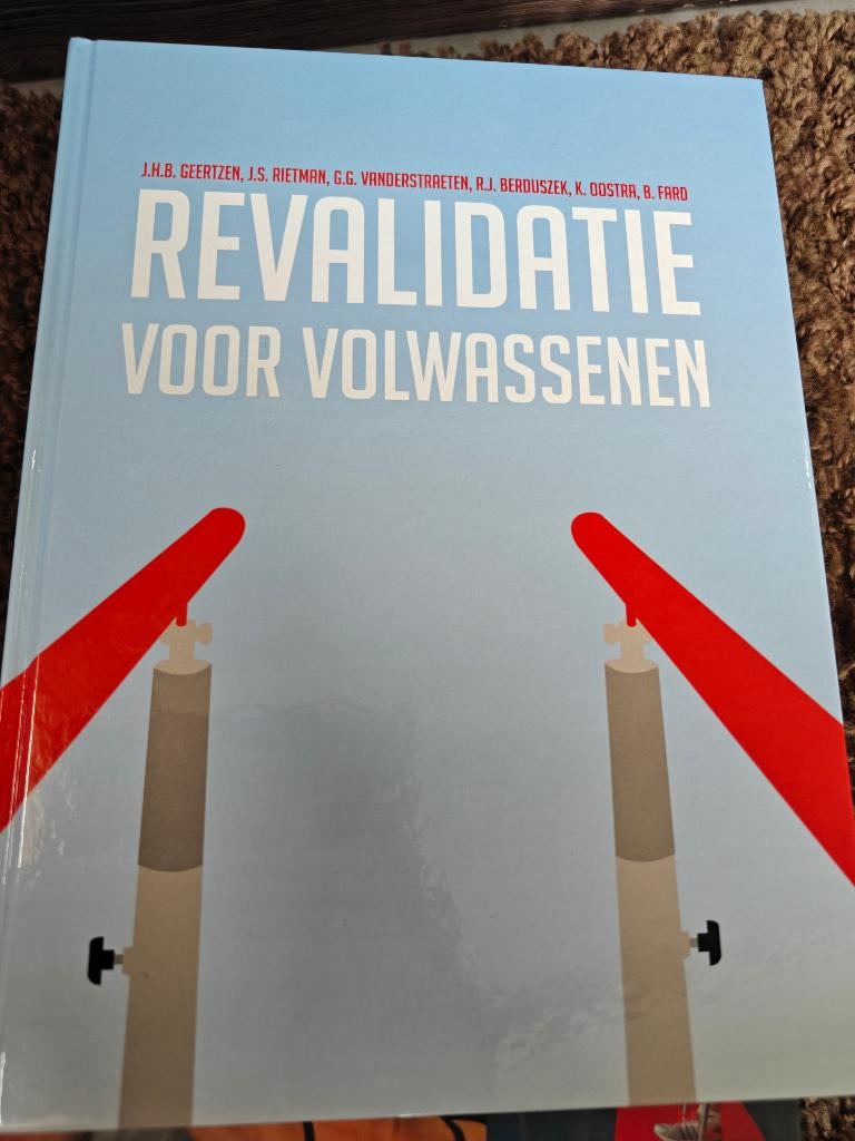 Revalidatie voor volwassenen, Boeken, Ophalen, Overige vakken, Diverse auteurs, Zo goed als nieuw