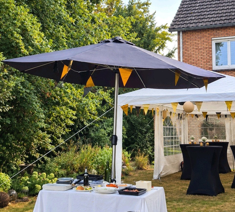 Parasol met gietijzeren voet, Tuin en Terras, Ophalen, Gebruikt, Parasolvoet
