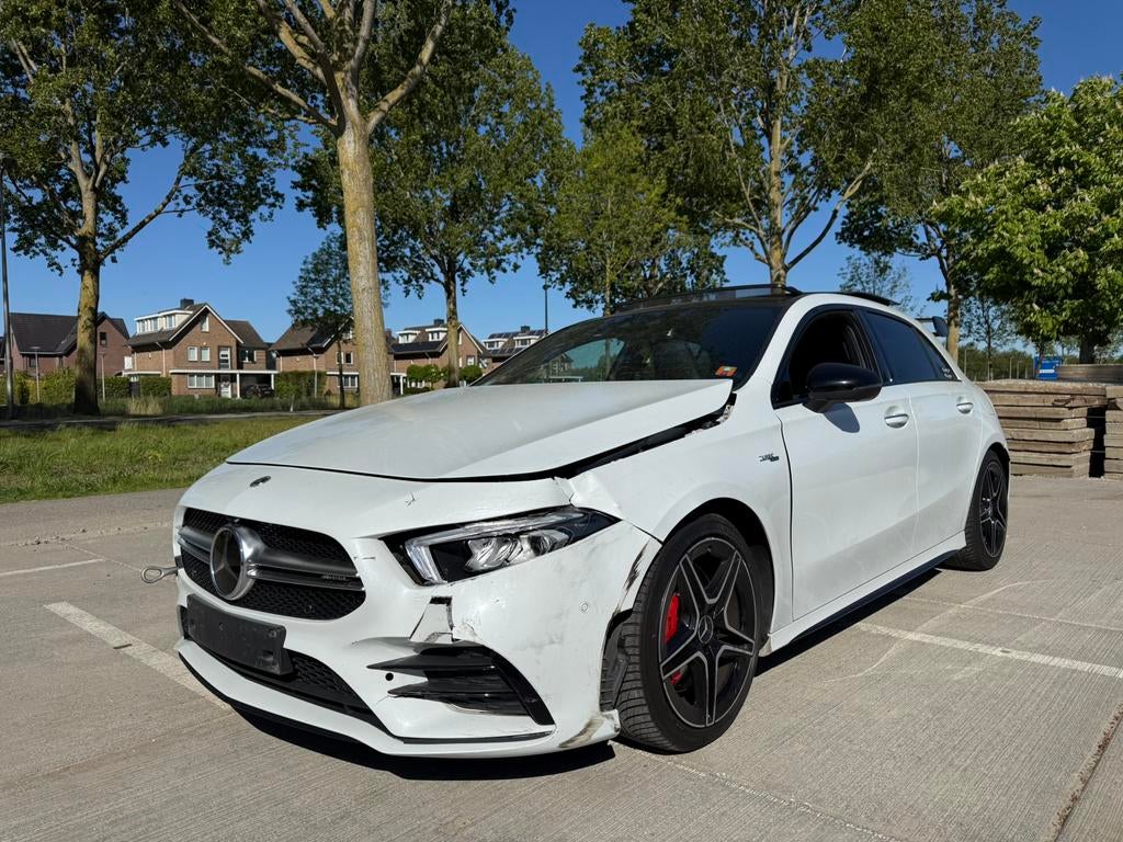Mercedes A35 AMG 306 PK 4 Matic|Panoramdak|Schadeauto damage, Auto's, Mercedes-Benz, Euro 6, Overige kleuren, Leder, Bedrijf