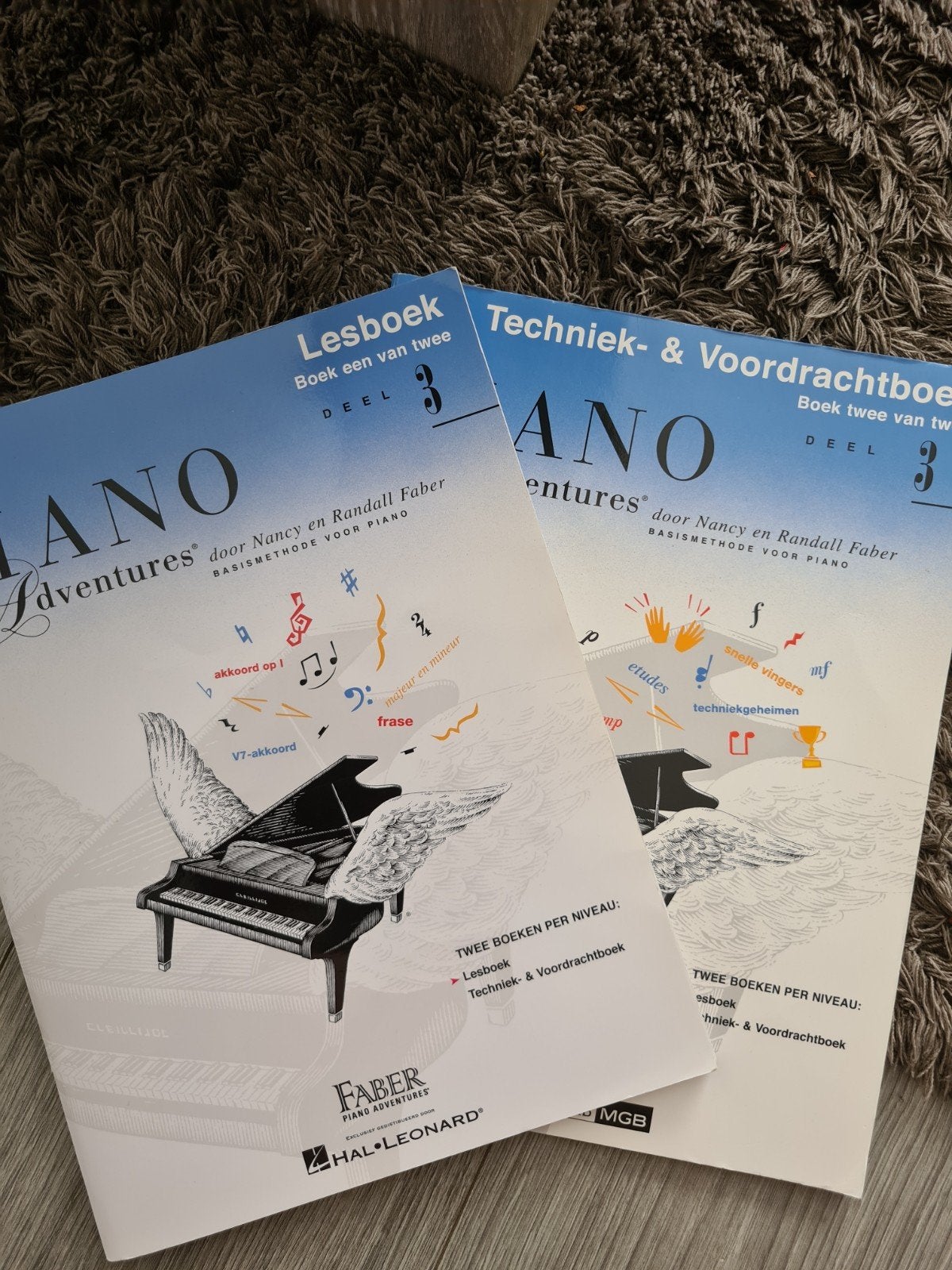 Piano Adventures deel 3 - lesboek en techniek/voordrachtboek, Klassiek, Les of Cursus, Ophalen of Verzenden, Zo goed als nieuw