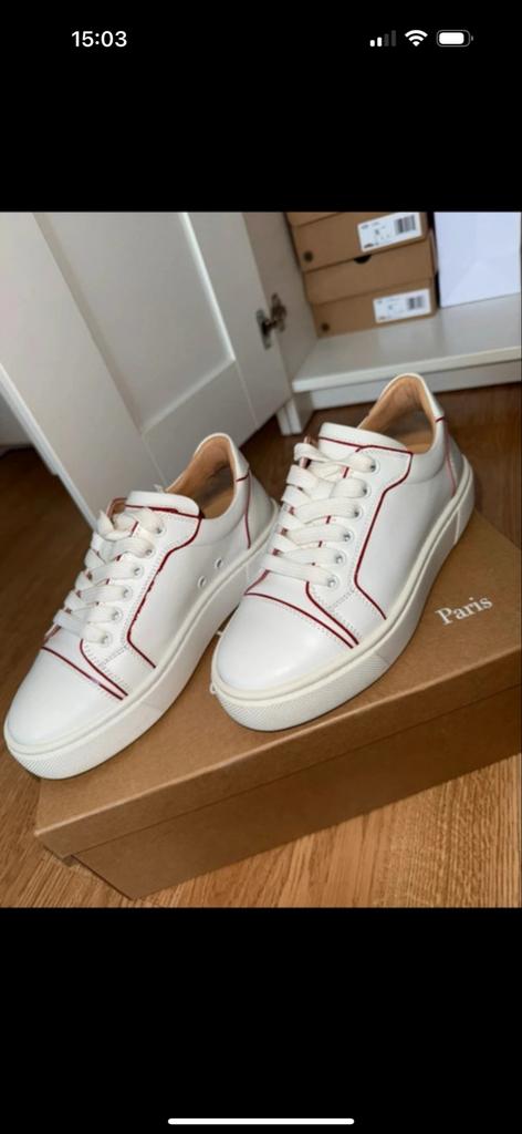 Christian Louboutin Sneakers, Kleding | Dames, Schoenen, Ophalen of Verzenden, Zo goed als nieuw, Wit, Sneakers of Gympen