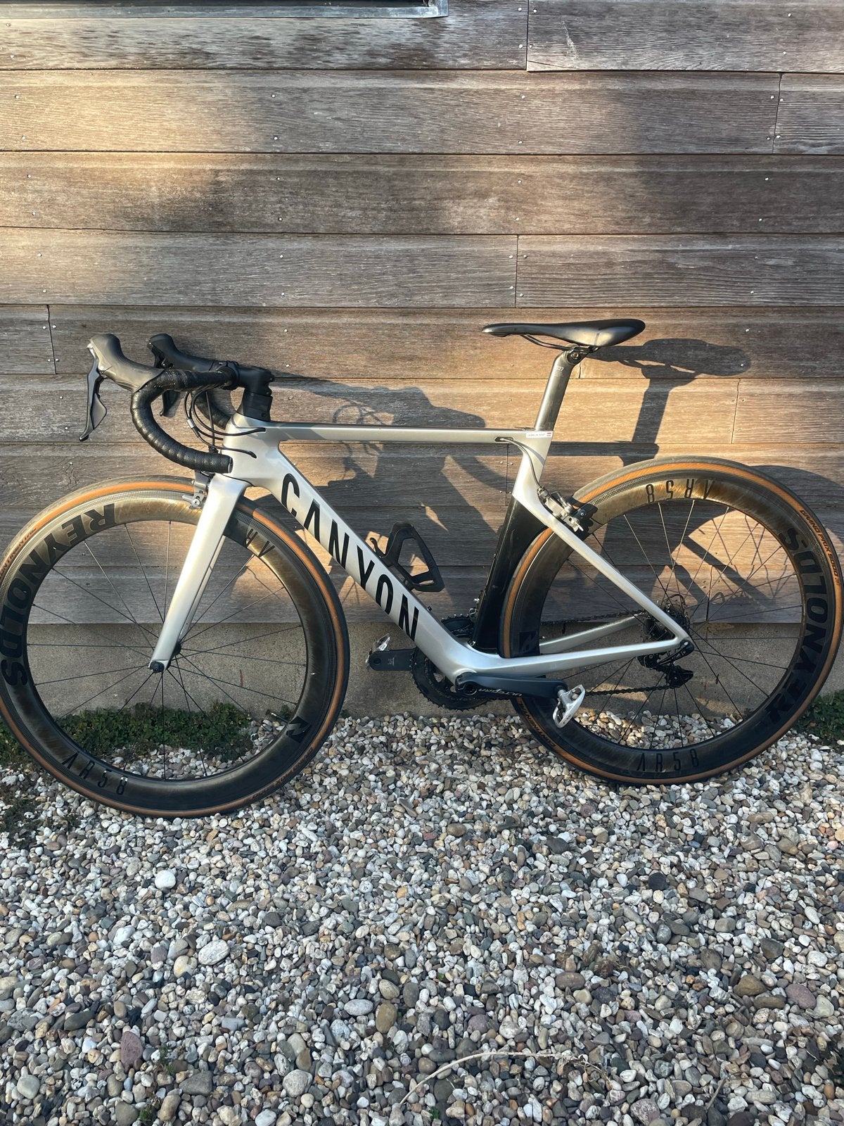 Canyon Aeroad CF SL met Reynolds AR58 en Ultegra 11-speed, 28 inch, Gebruikt, 49 tot 53 cm, Meer dan 20 versnellingen