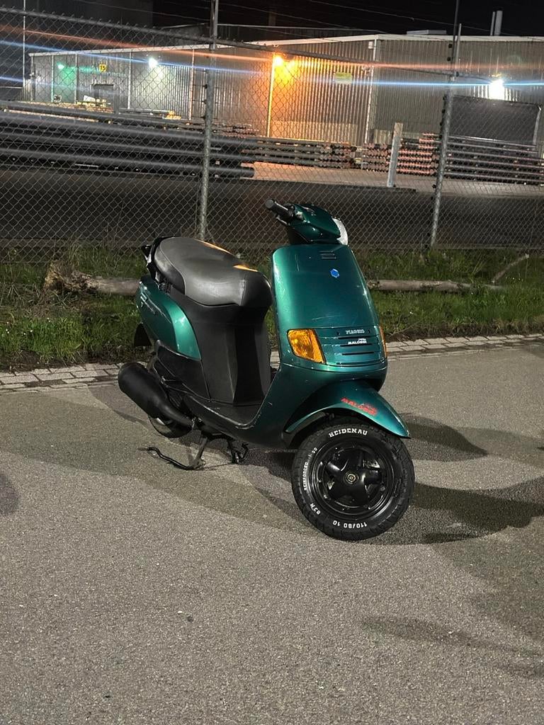 Skr 125cc, Fietsen en Brommers, Scooters | Piaggio, Ophalen, Gebruikt, Benzine, Overige modellen