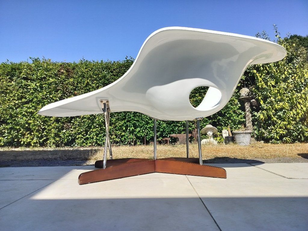 Eames La Chaise, Wit, Handgemaakt, Ophalen of Verzenden, Stoel