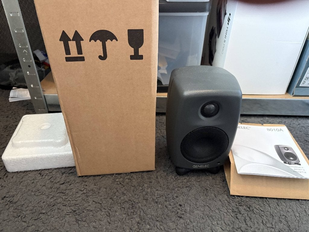 Genelec 8010AP actieve studiomonitor – storing voeding, Overige merken, Ophalen of Verzenden, Niet werkend, Minder dan 60 watt