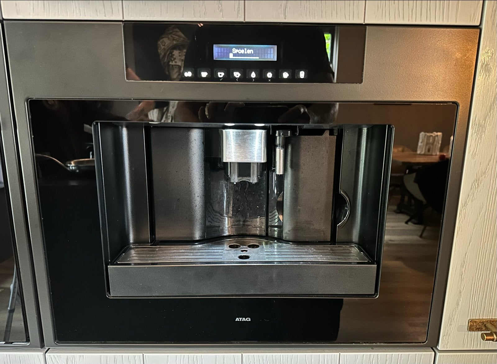 ATAG Inbouw Koffiemachine CM4592AC, Ophalen, Afneembaar waterreservoir, 10 kopjes of meer, Koffiemachine