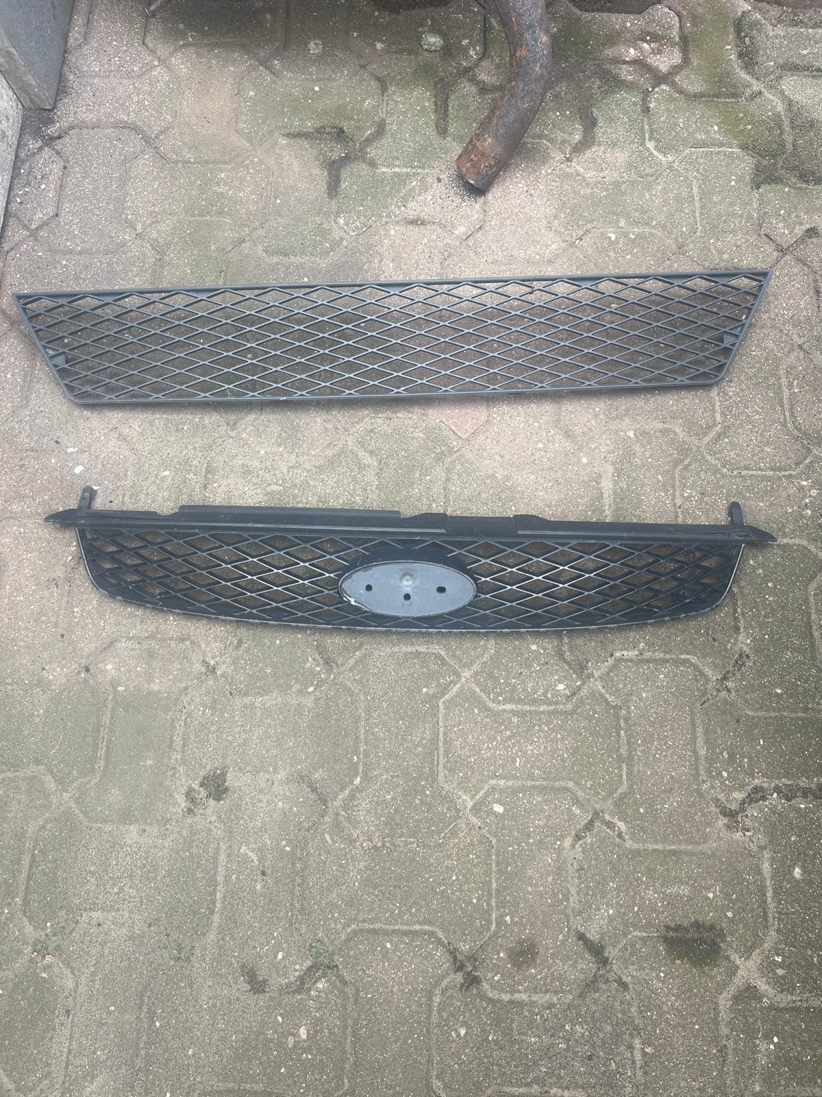 Grille set voor Ford Focus (boven en onder), Auto-onderdelen, Ophalen of Verzenden, Gebruikt, Voor, Ford