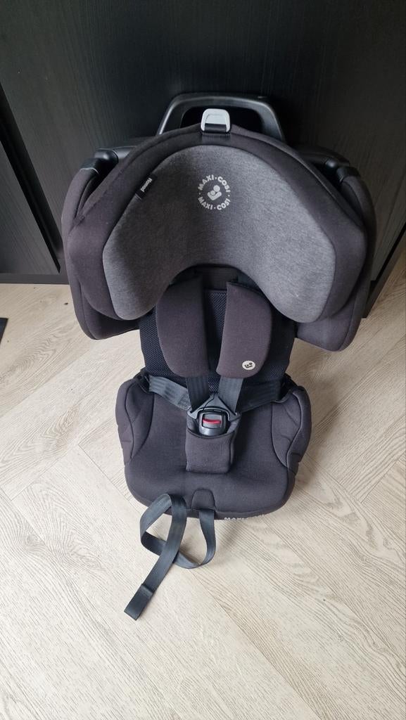 Maxicosi nomad, Autogordel, 9 t/m 18 kg, Ophalen of Verzenden, Zo goed als nieuw