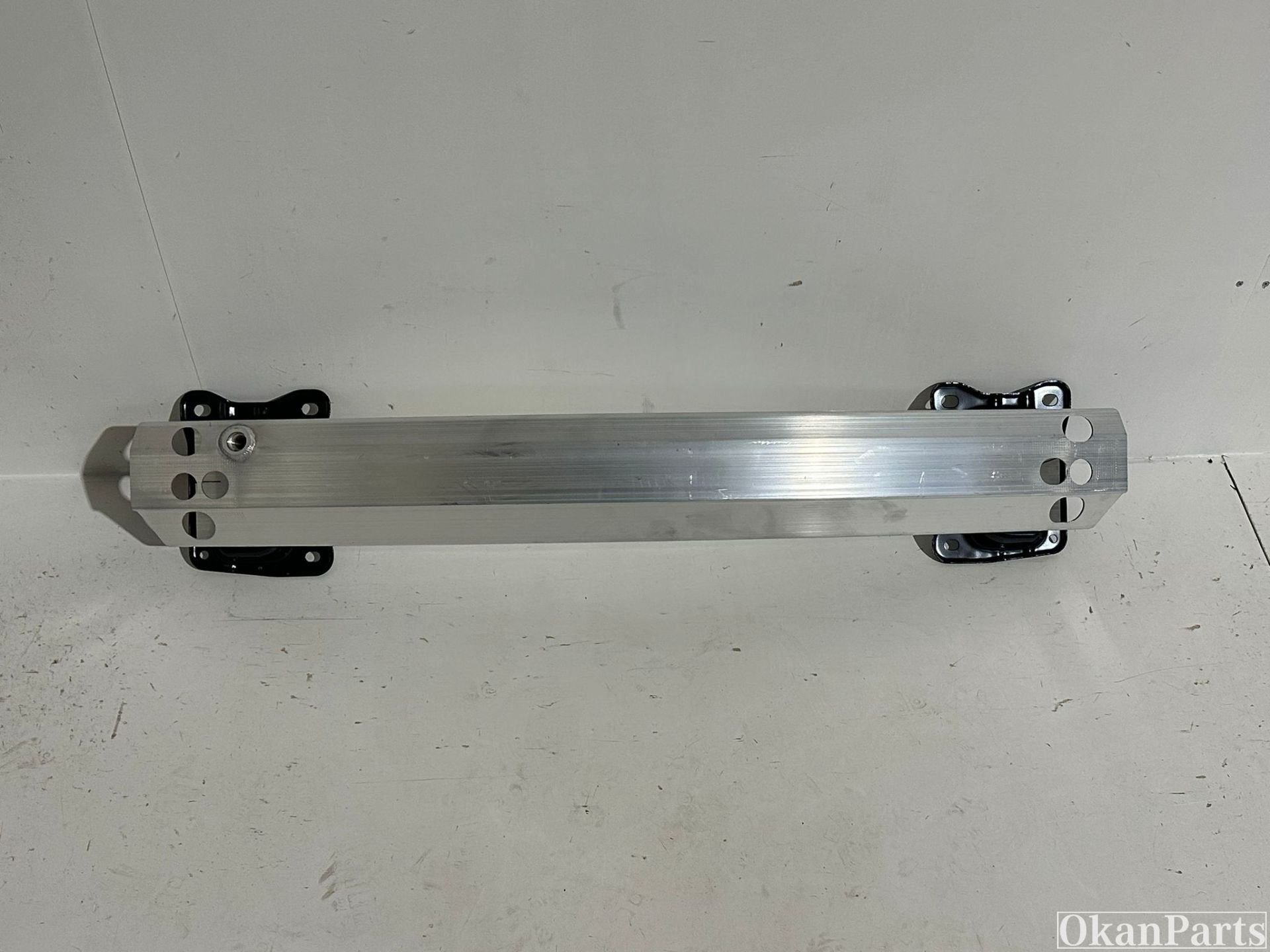 Tesla Model Y achter bumperbalk 1487616-00-B