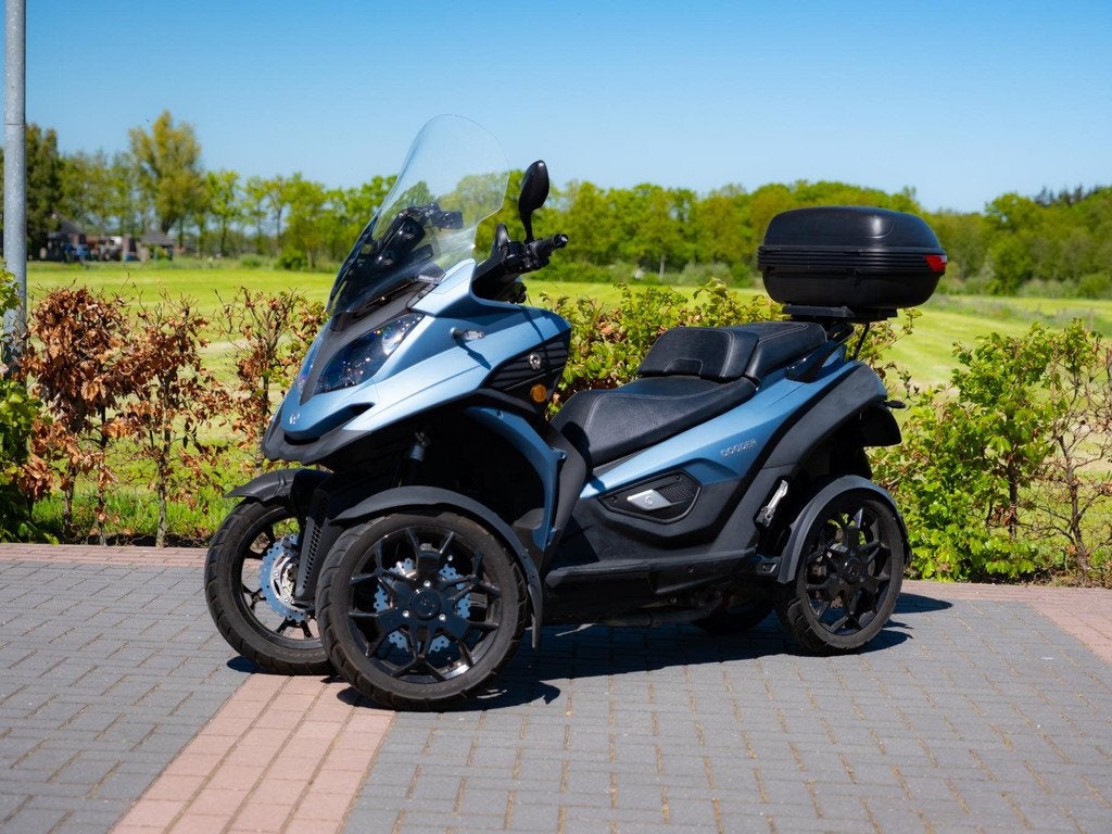 Quadro QV4 Qooder | Hoog windscherm | Navigatie | Topkoffer, Scooter, Bedrijf, 399 cc, Quadro