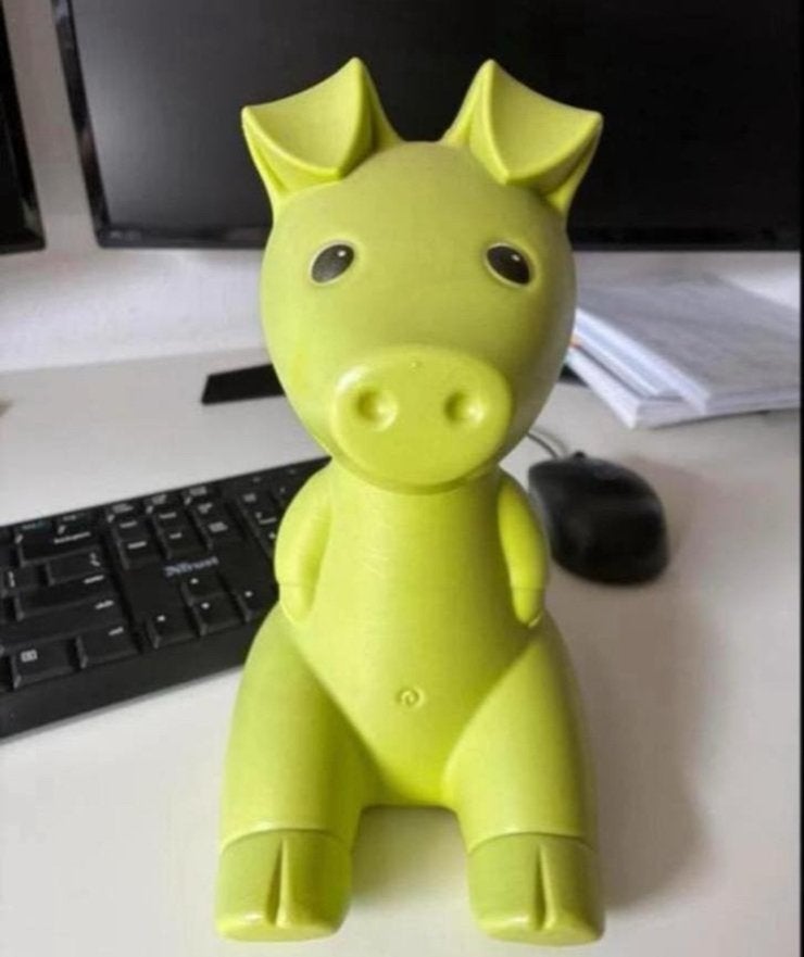 Leuke IKEA varkens spaarpot - Verkleurd maar functioneel, Ophalen of Verzenden, Gebruikt, Kunststof, Dier