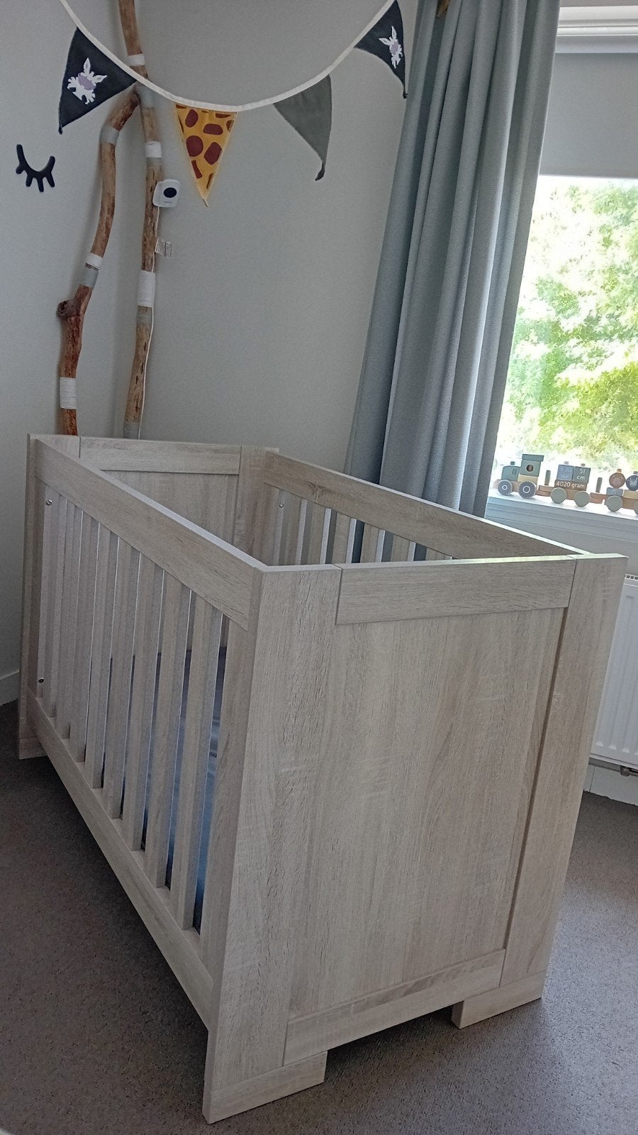 Interbaby Ledikant en Commode Set - Zo goed als nieuw, Ophalen, Zo goed als nieuw, Ledikant