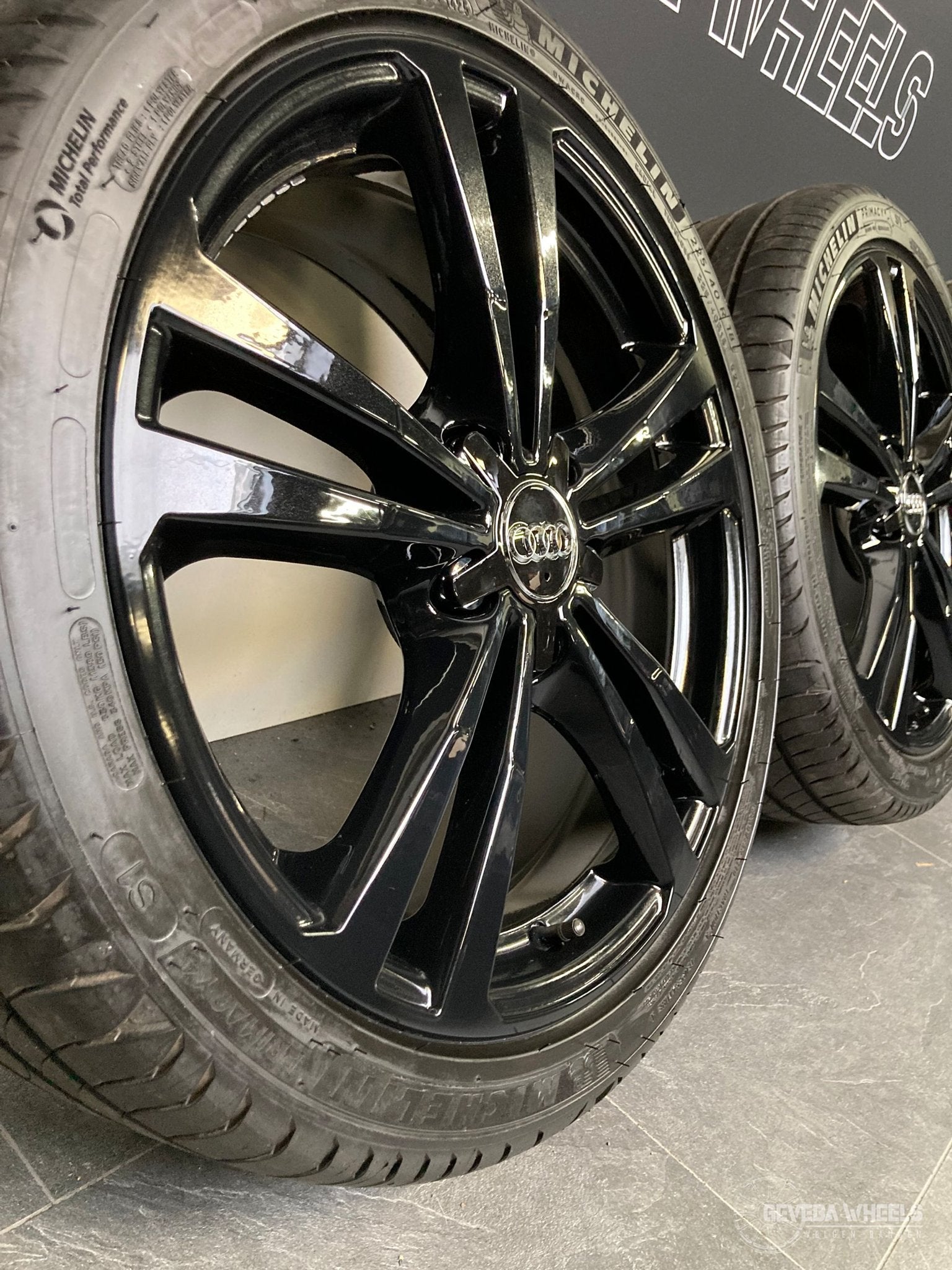 18” originele Audi A3 S3 8P 8V 8Y velgen + banden 5x112  8V0, 18 inch, Gebruikt, -, -