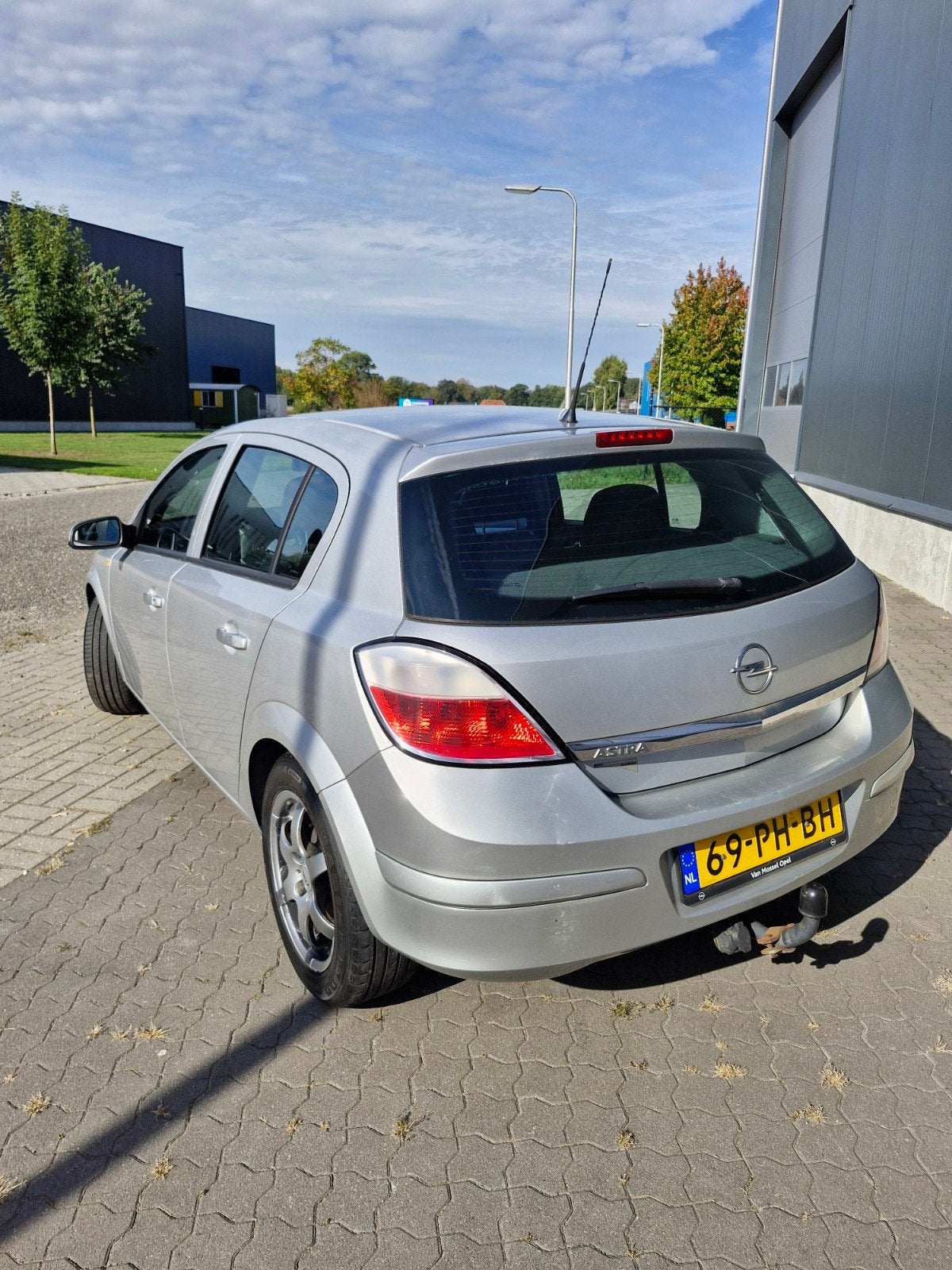 Opel Astra 1.4 Cruise/trekhaak/climate/Bluetooth, Auto's, Voorwielaandrijving, 15 km/l, 4 cilinders, 49 €/maand