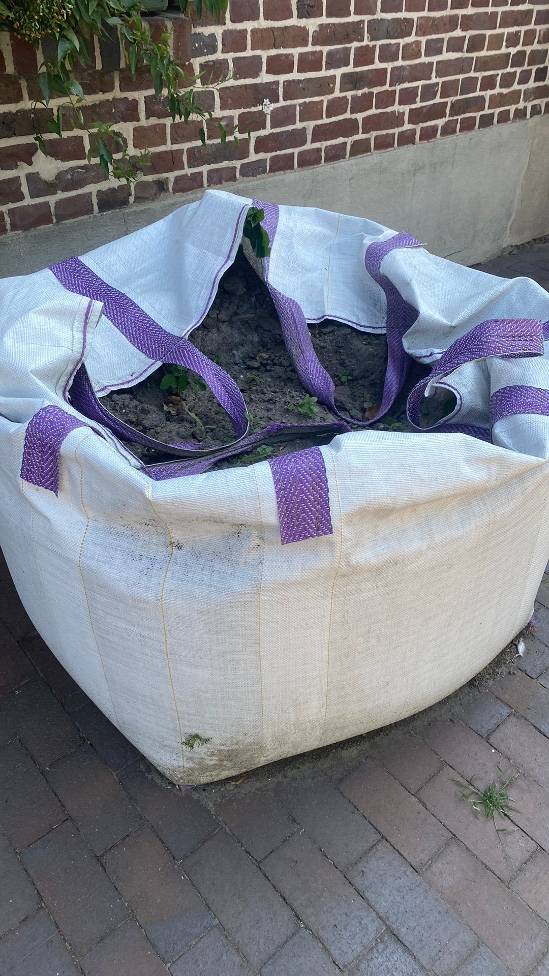 Gratis afhalen zwarte aarde, Tuin en Terras, Zand, Ophalen, Zo goed als nieuw, Overige typen