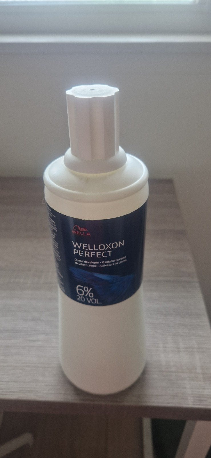 Wella Welloxon Perfect Crème Developer 6% 20 VOL, Ophalen of Verzenden