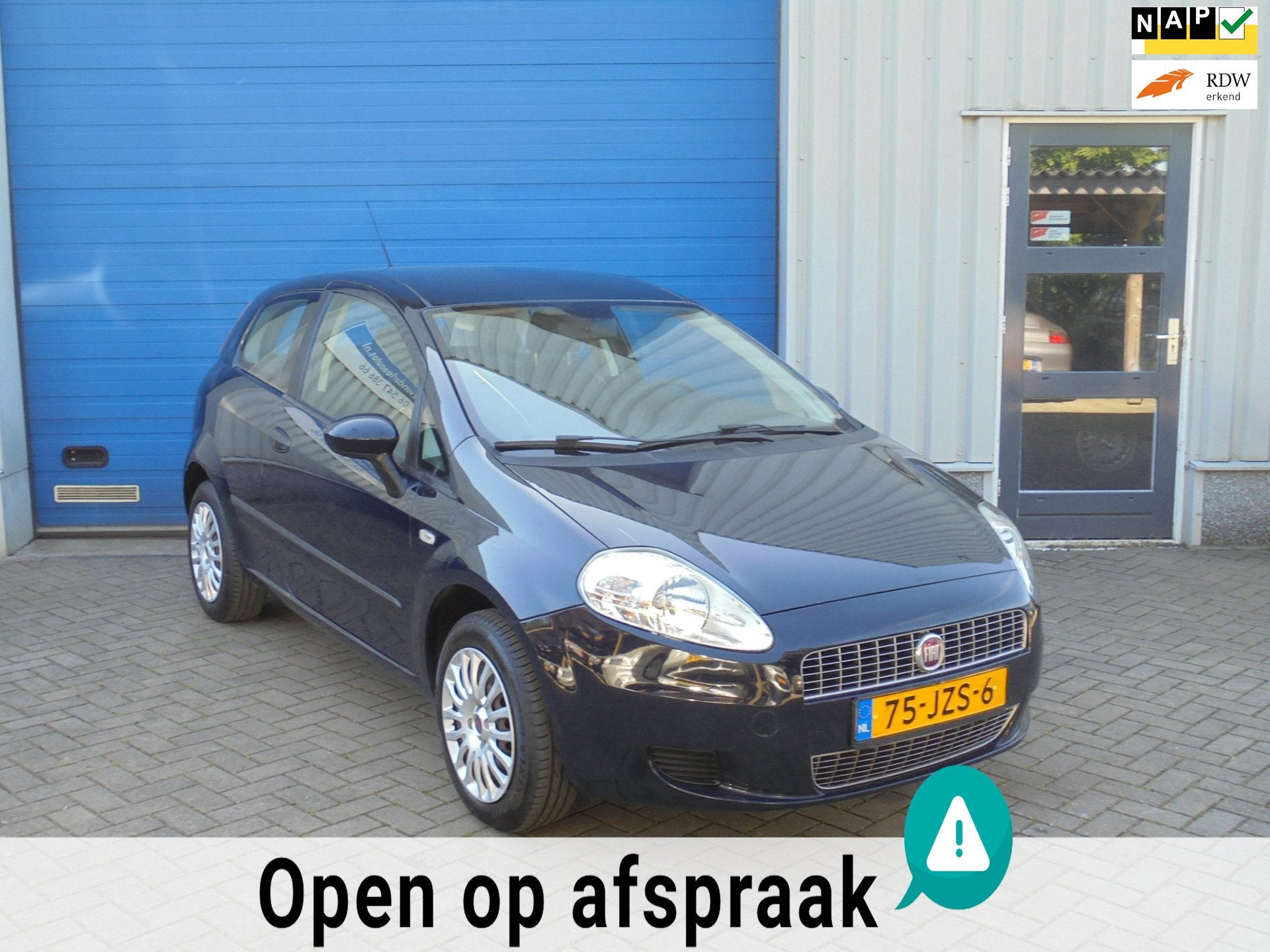 Fiat Punto Evo 1.2 Active APK AIRCO, Auto's, Fiat, Stof, 4 cilinders, Origineel Nederlands, Bedrijf