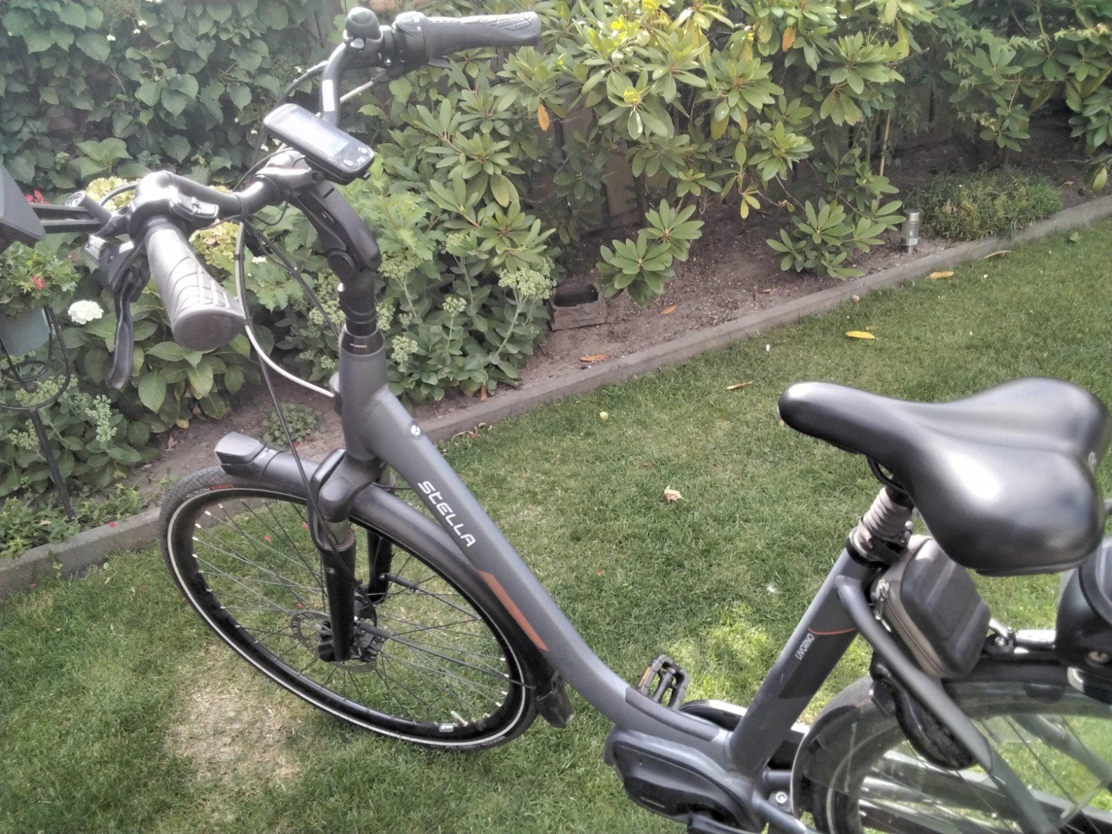 Een Elektrische Stella fiets, Zo goed als nieuw, 51 tot 55 cm, 50 km per accu of meer, Ophalen
