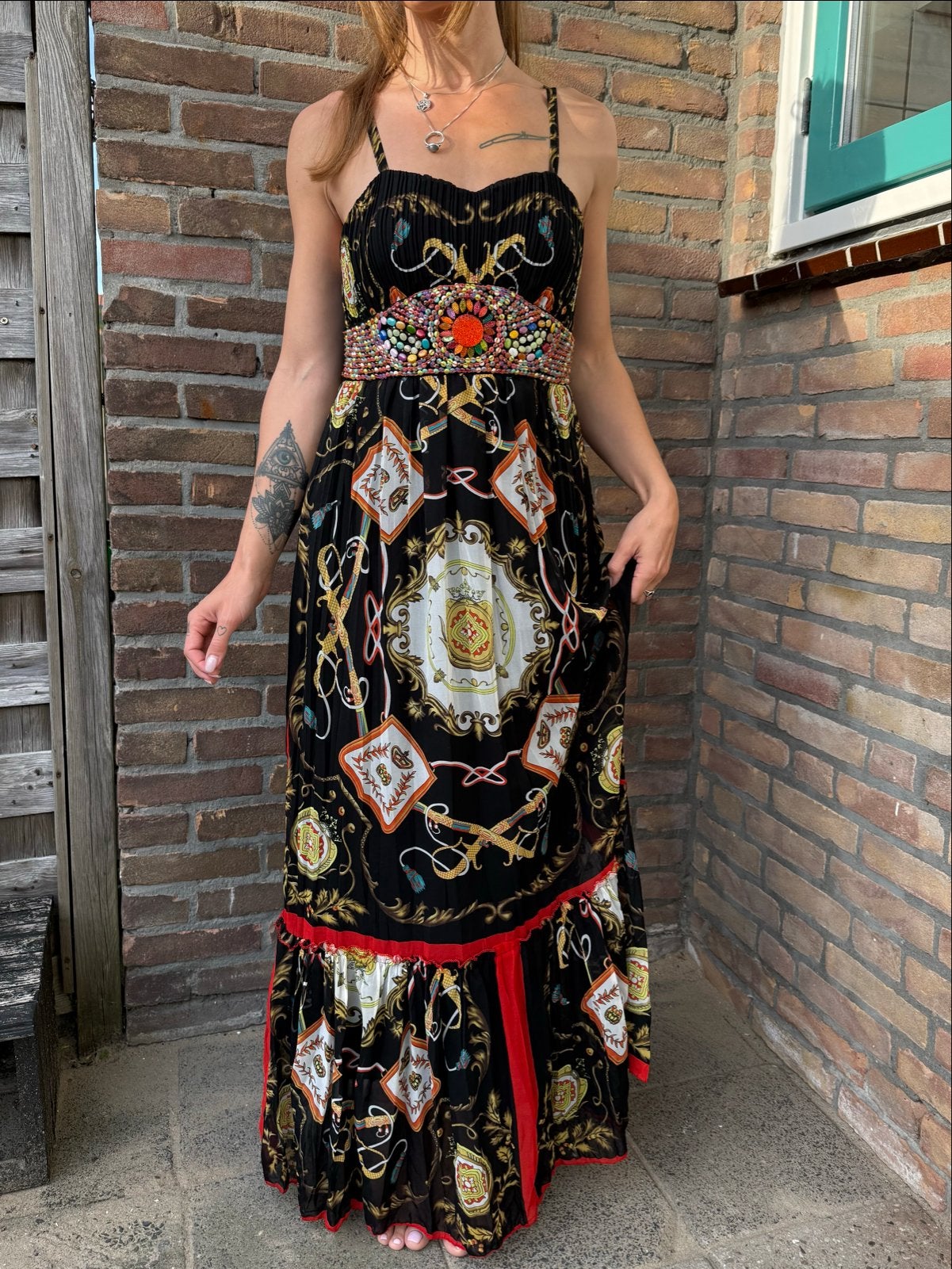 Maxi jurk met barokprint en kralen taille, Zwart, Ophalen of Verzenden, Zo goed als nieuw, Maat 36 (S)