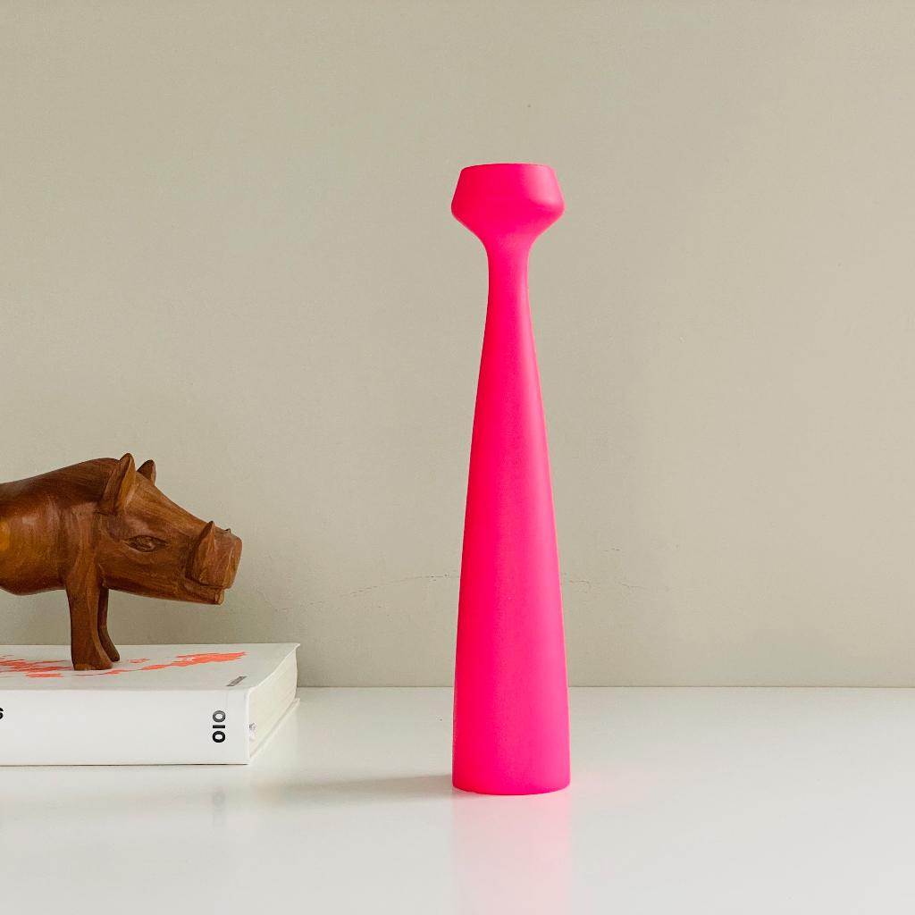 fluo roze Scandinavische KANDELAAR hout retro vintage neon, Ophalen of Verzenden, Gebruikt, Hout, Kandelaar