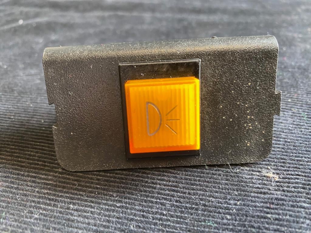 Universele 12 volt. Schakelaars., Ophalen, Nieuw, Universele onderdelen