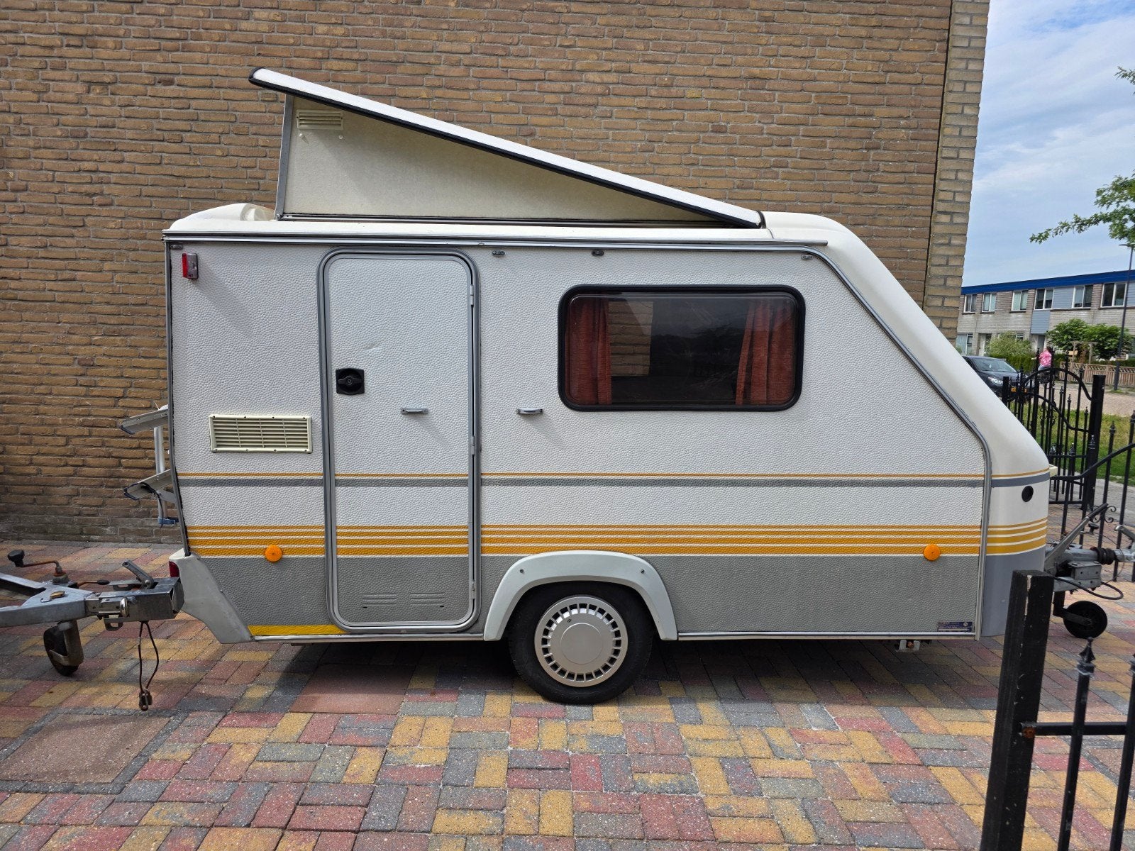 Eriba Eribelle, Standaardzit, Tot en met 2, Particulier, Lengtebed