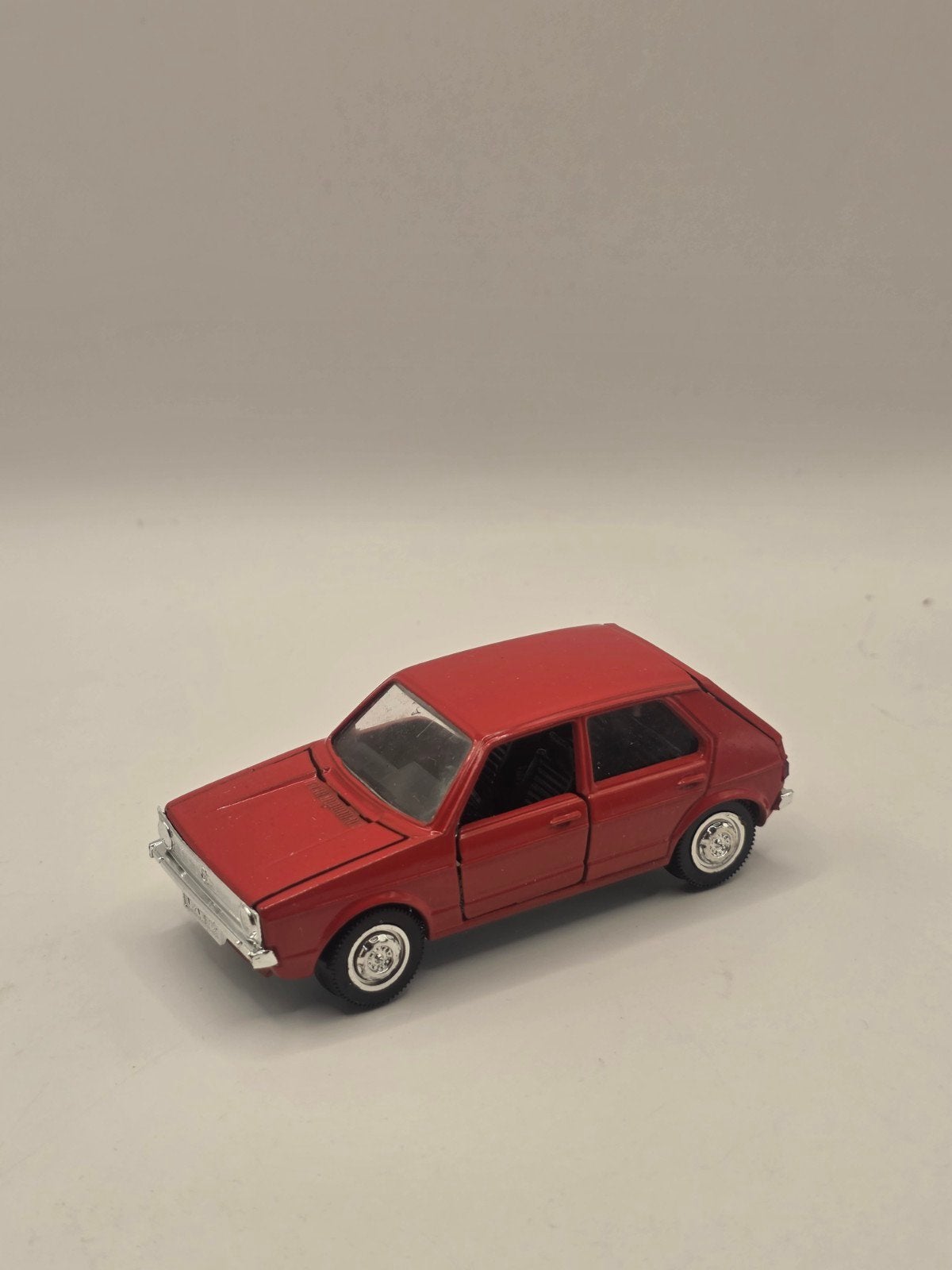 Vw golf mk1, Ophalen of Verzenden, Zo goed als nieuw, Auto, Schuco