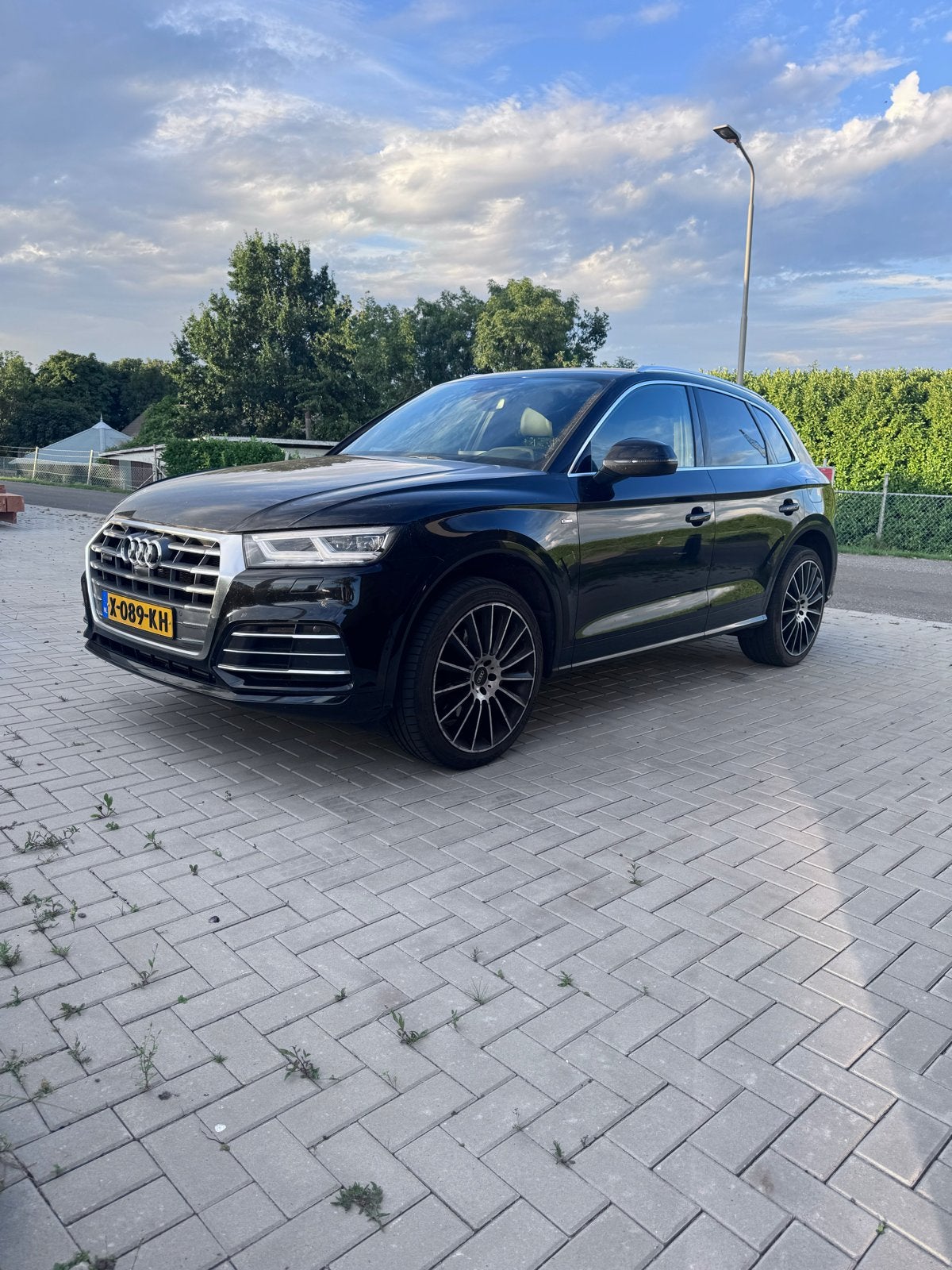 Audi Q5 50 Tfsi e Quattro 252pk S Tronic 2020 Zwart, Automaat, 2005 kg, 1750 kg, Zwart
