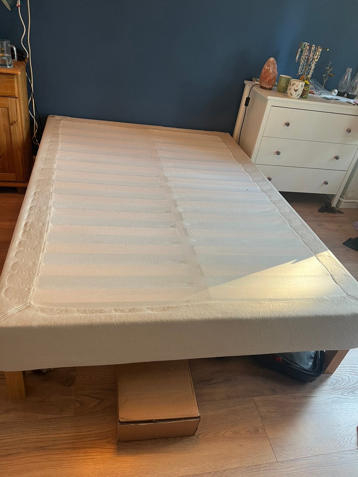 Ikea bed onderstel beige 140x200, Huis en Inrichting, Ophalen, Tweepersoons, 140 cm, Zo goed als nieuw