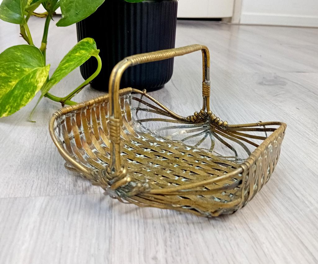 vintage gevlochten metalen mand, Ophalen of Verzenden, Rond, Overige materialen