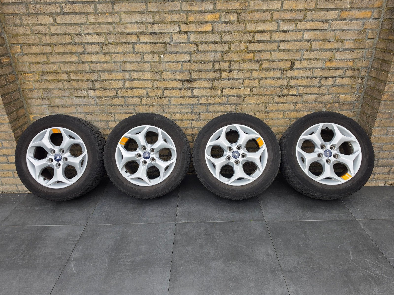 Ford ST velgen 16 inch met winterbanden 5x108  215 55 16, Ophalen, 16 inch, Banden en Velgen, Winterbanden