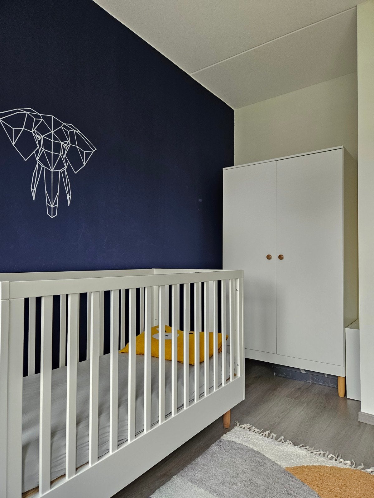 Petit Amelie Bocca ledikant (140x70) & kast + matras, 70 tot 85 cm, 140 tot 160 cm, Zo goed als nieuw, Ophalen