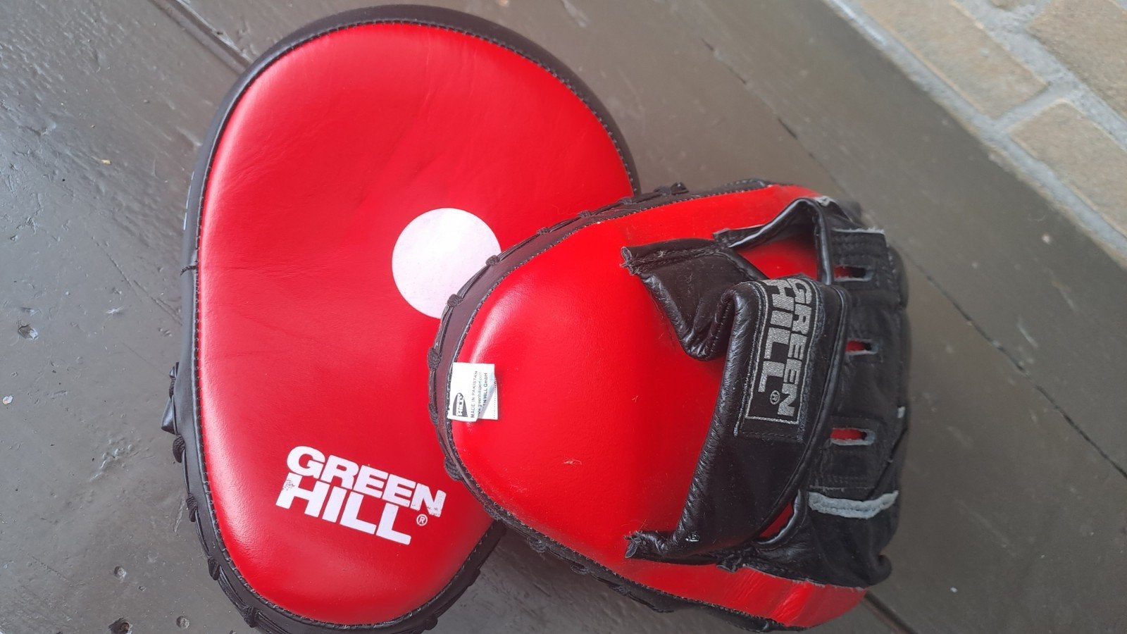Green Hill Boks Focus Pads - Rood/Zwart, Sport en Fitness, Ophalen