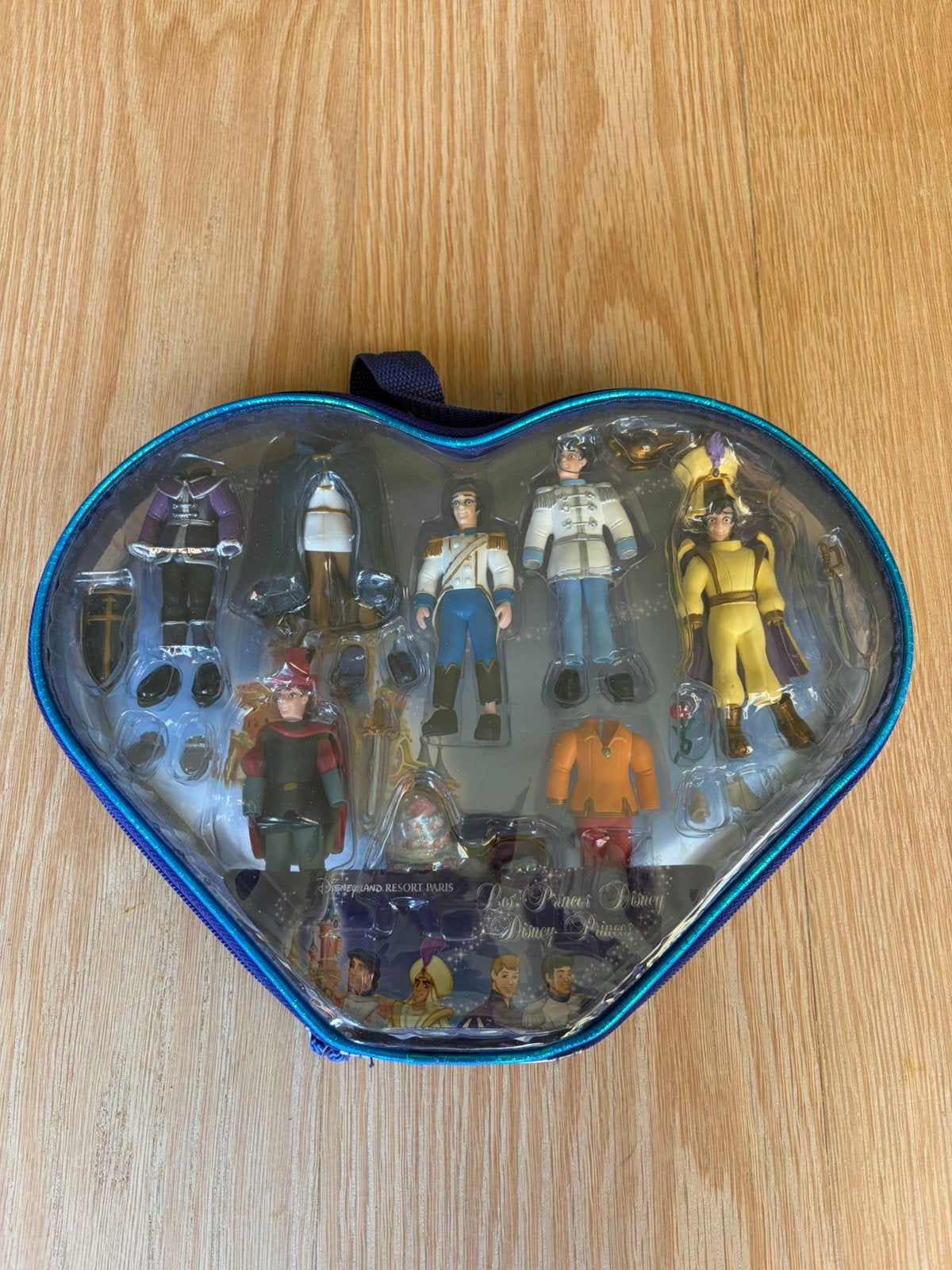 Vintage Disney Prince Fashion Set (Disneyland Paris), Verzamelen, Ophalen of Verzenden, Overige figuren, Zo goed als nieuw, Overige typen
