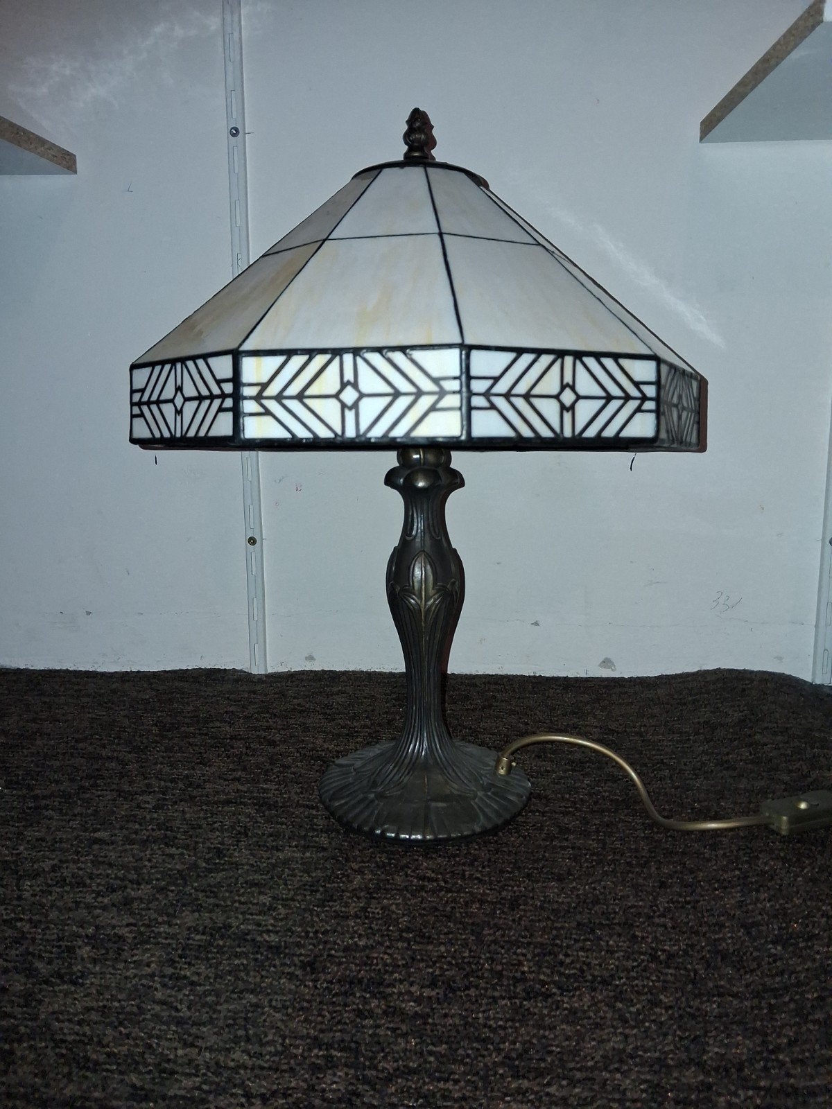 Elegante Tiffany tafellamp, Ophalen