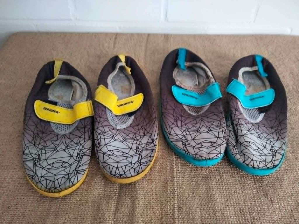 Strand schoenen, Ophalen, Zo goed als nieuw, Zwart, Sneakers of Gympen