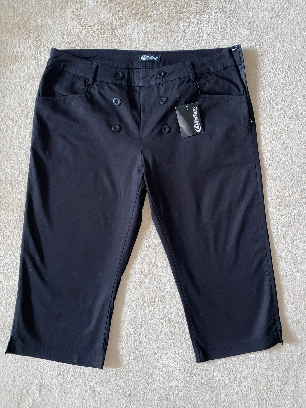 Chillytime Zwarte Capri Broek met Knopen - Maat 38, Maat 38/40 (M), Zwart, Nieuw, Ophalen of Verzenden