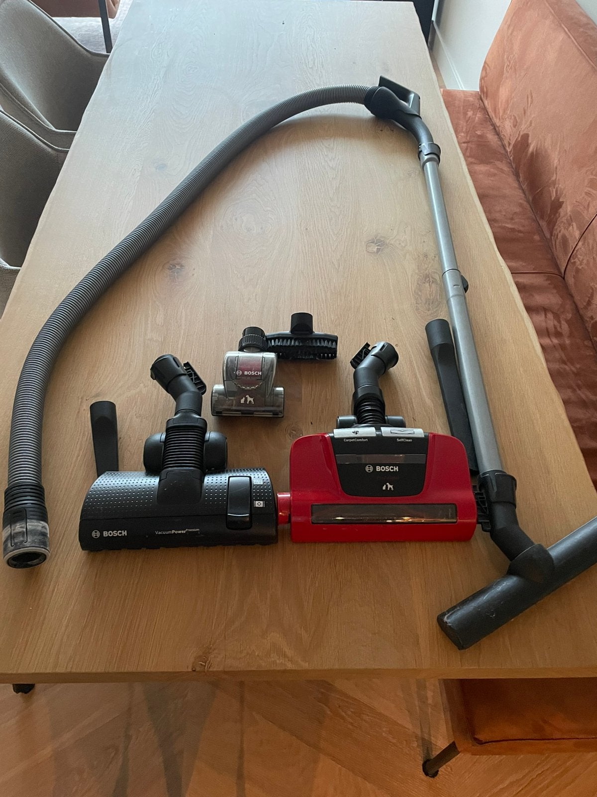 Bosch Serie 8 ProAnimal accessoireset (Slang + Monden), Gebruikt, Overige typen, Minder dan 1200 watt, Stofzak
