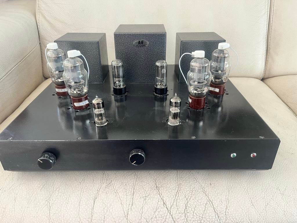 AE Europe Audiofiele Buizenversterker 2x30W Klasse AB, Audio, Tv en Foto, Buizenversterkers, Ophalen, Versterker