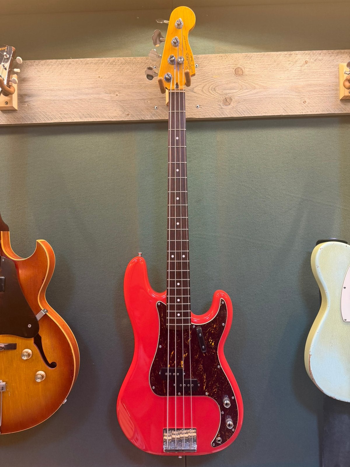 Squier Classic Vibe 60s Precision Bass, Ophalen of Verzenden, Zo goed als nieuw, Elektrisch