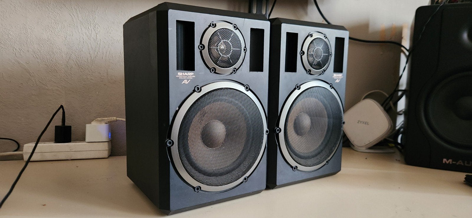Sharp CP-X200 (BK) Speakers - Magnetisch Afgeschermd, Ophalen, Gebruikt, Minder dan 60 watt, Overige merken