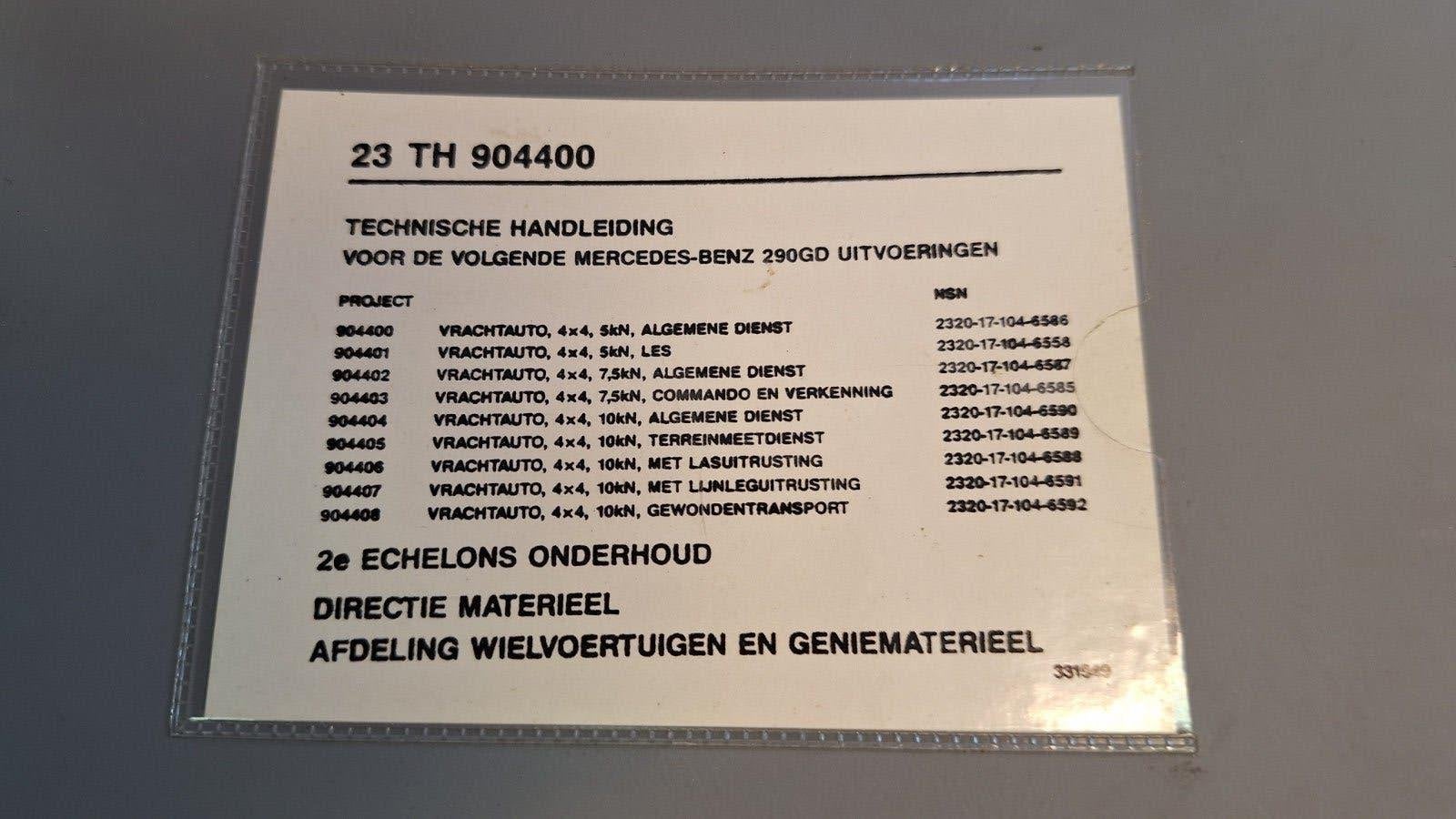 MERCEDES 290 GD, Verzamelen, Militaria | Algemeen, Ophalen of Verzenden, Landmacht, Nederland, Boek of Tijdschrift