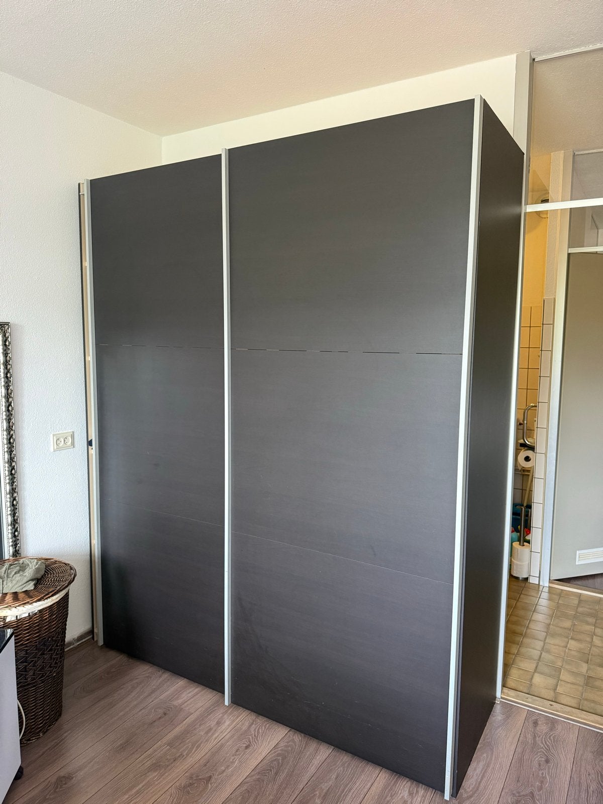 Grote kledingkast met schuifdeuren, Huis en Inrichting, Ophalen, Gebruikt, 200 cm of meer, 150 tot 200 cm