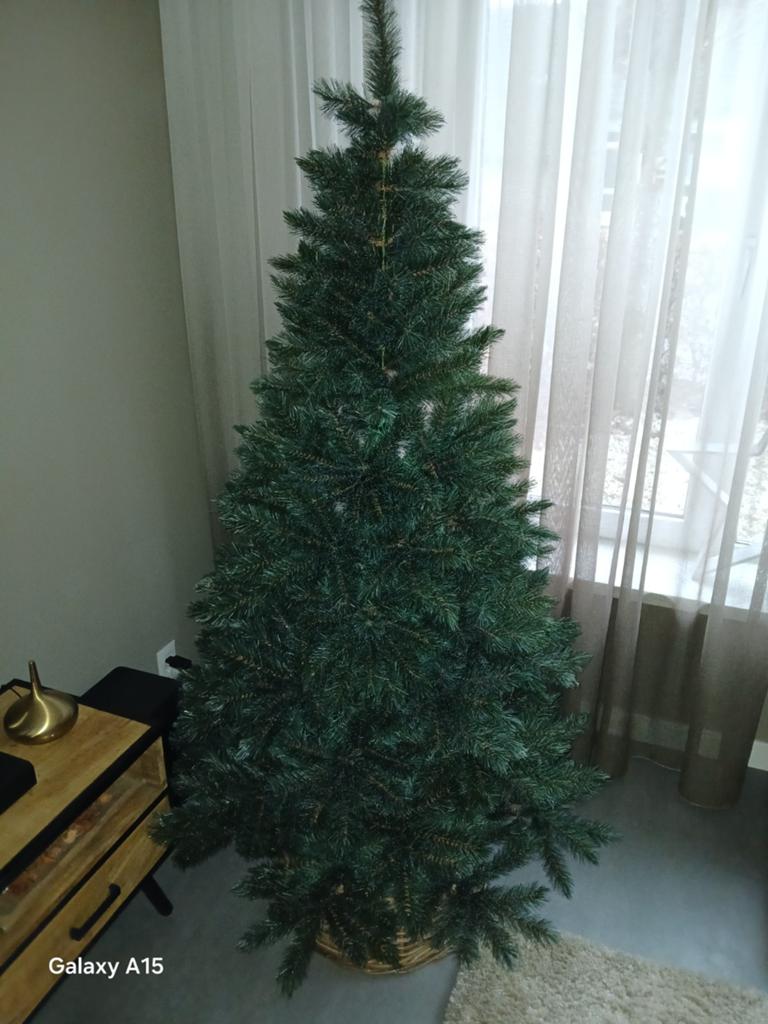 Kunstkerstboom 185 hoog met mand en kerstballen, Ophalen