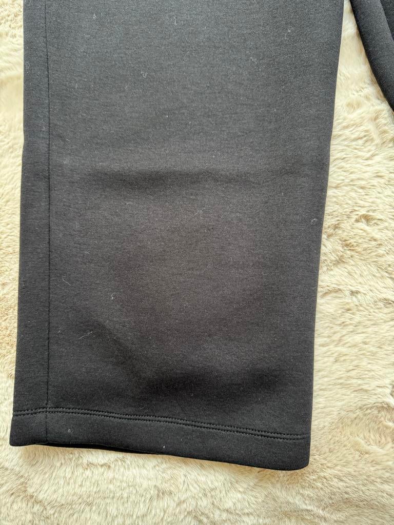 Zwarte joggingbroek Bershka maat M, Kleding | Dames, Broeken en Pantalons, Ophalen of Verzenden, Nieuw, Maat 38/40 (M), Zwart