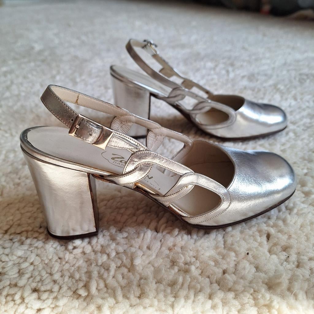 Vintage sandalen zilver leer maat 36, Ophalen of Verzenden, Zo goed als nieuw, Overige kleuren, Sandalen of Muiltjes