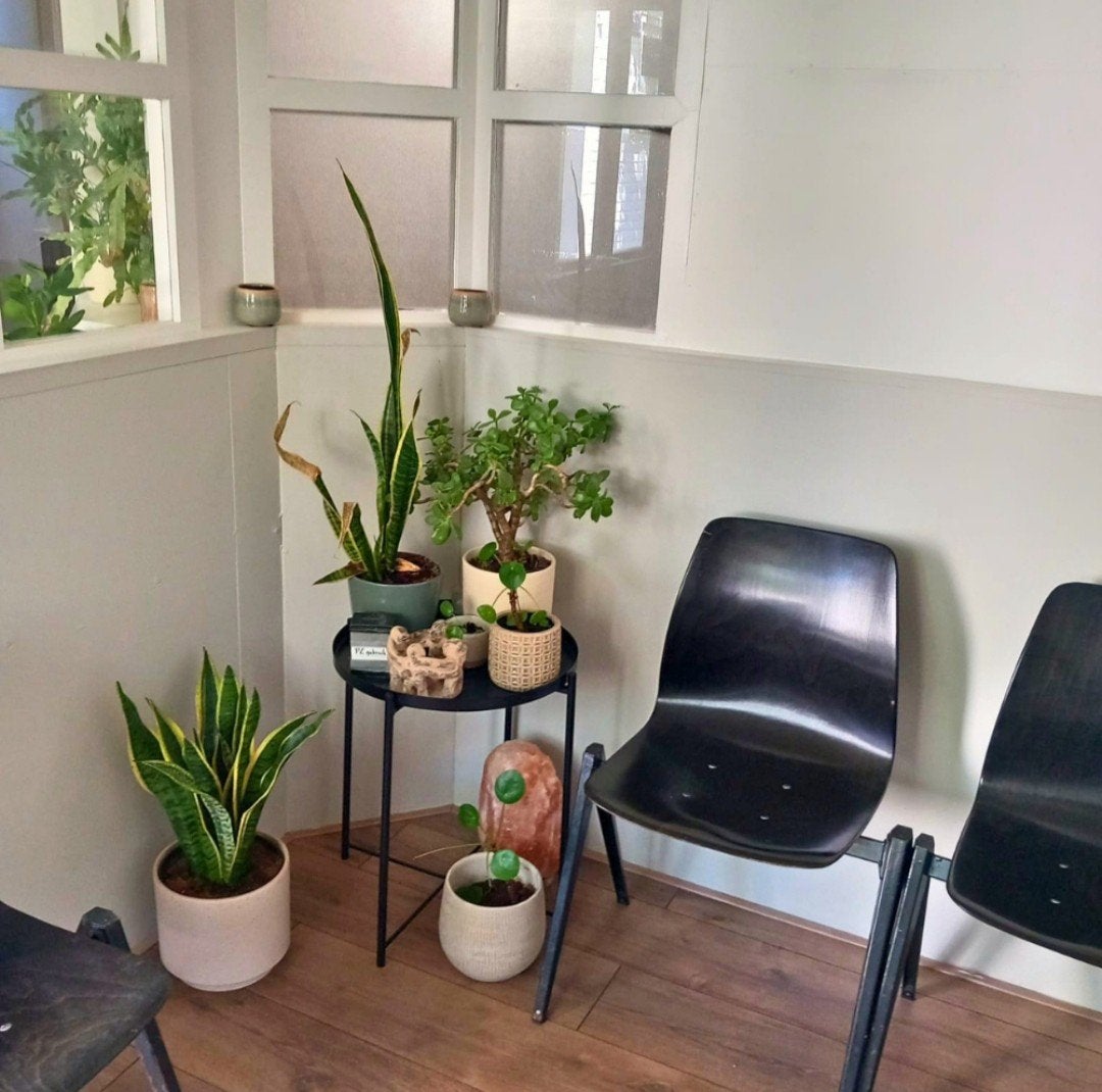 2 behandelkamers | huur in gezondheidscentrum Utrecht, Zakelijke goederen, Bedrijfs Onroerend goed, 19 m², Huur, Kantoorruimte