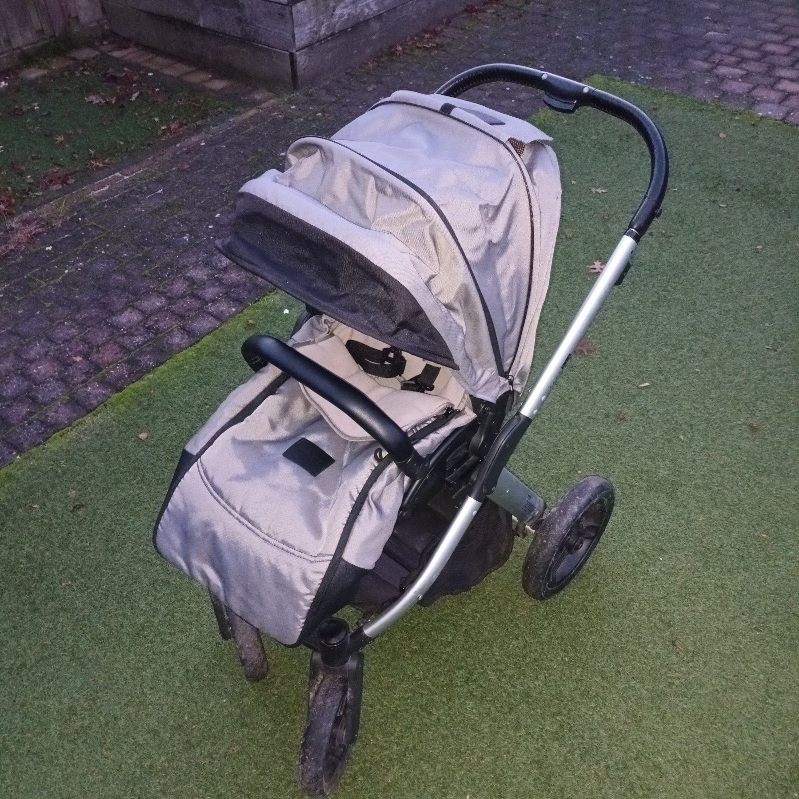 Kinderwagen mutsy transit, Kinderen en Baby's, Kinderwagens en Combinaties, Ophalen, Verstelbare duwstang, Zo goed als nieuw, Combiwagen