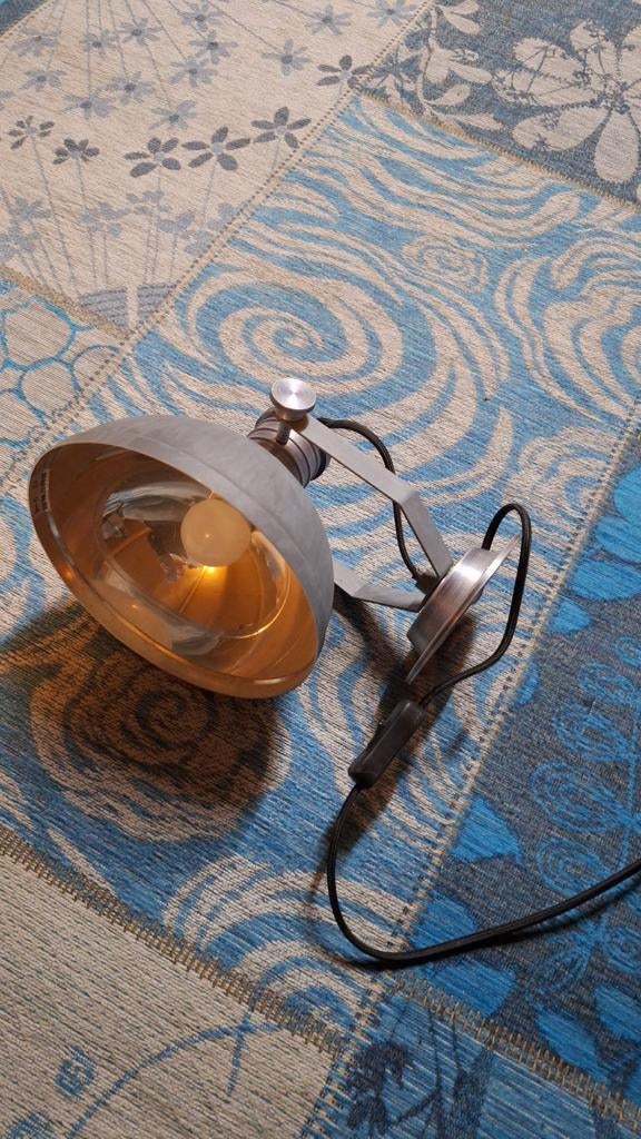 Grijze metalen wand/leeslamp, Huis en Inrichting, Lampen | Wandlampen, Ophalen, Gebruikt, Metaal, Modern